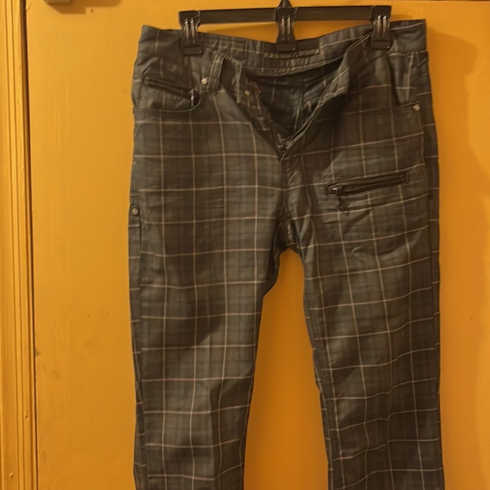 Black hearts brigade black/grey plaid pants
